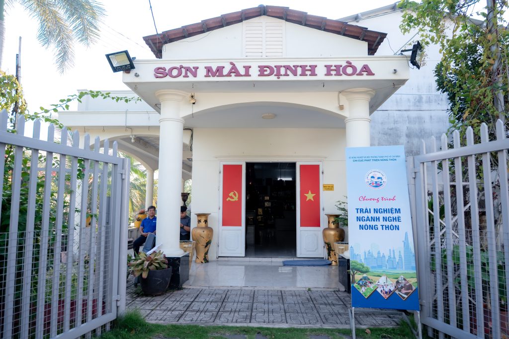 Trải nghiệm nghề sơn mài truyền thống
